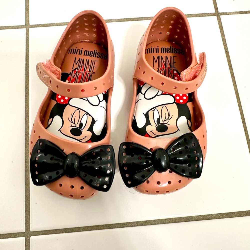 Mini Melissa size 7 toddler Mary Jane’s.